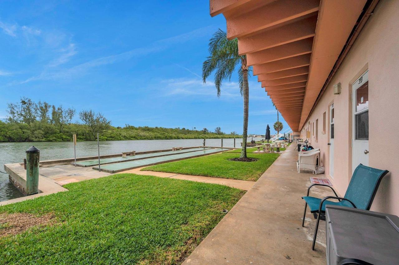 Picturesque Waterfront Studio Clearwater Beach Extérieur photo